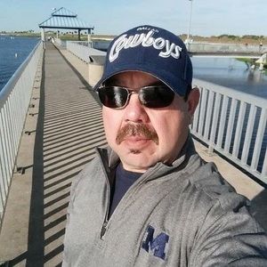 Meet your Posher, Ray